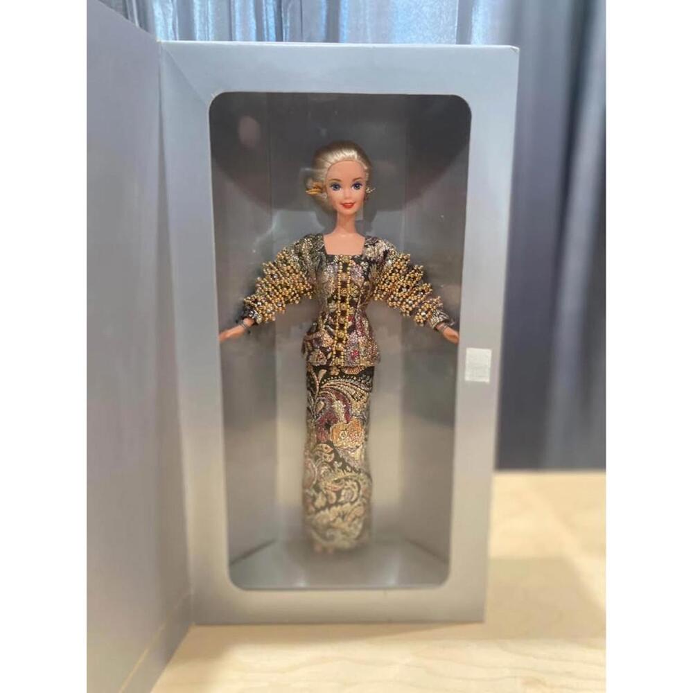 1995 Limited Edition Vintage Christian Dior Barbie #13168